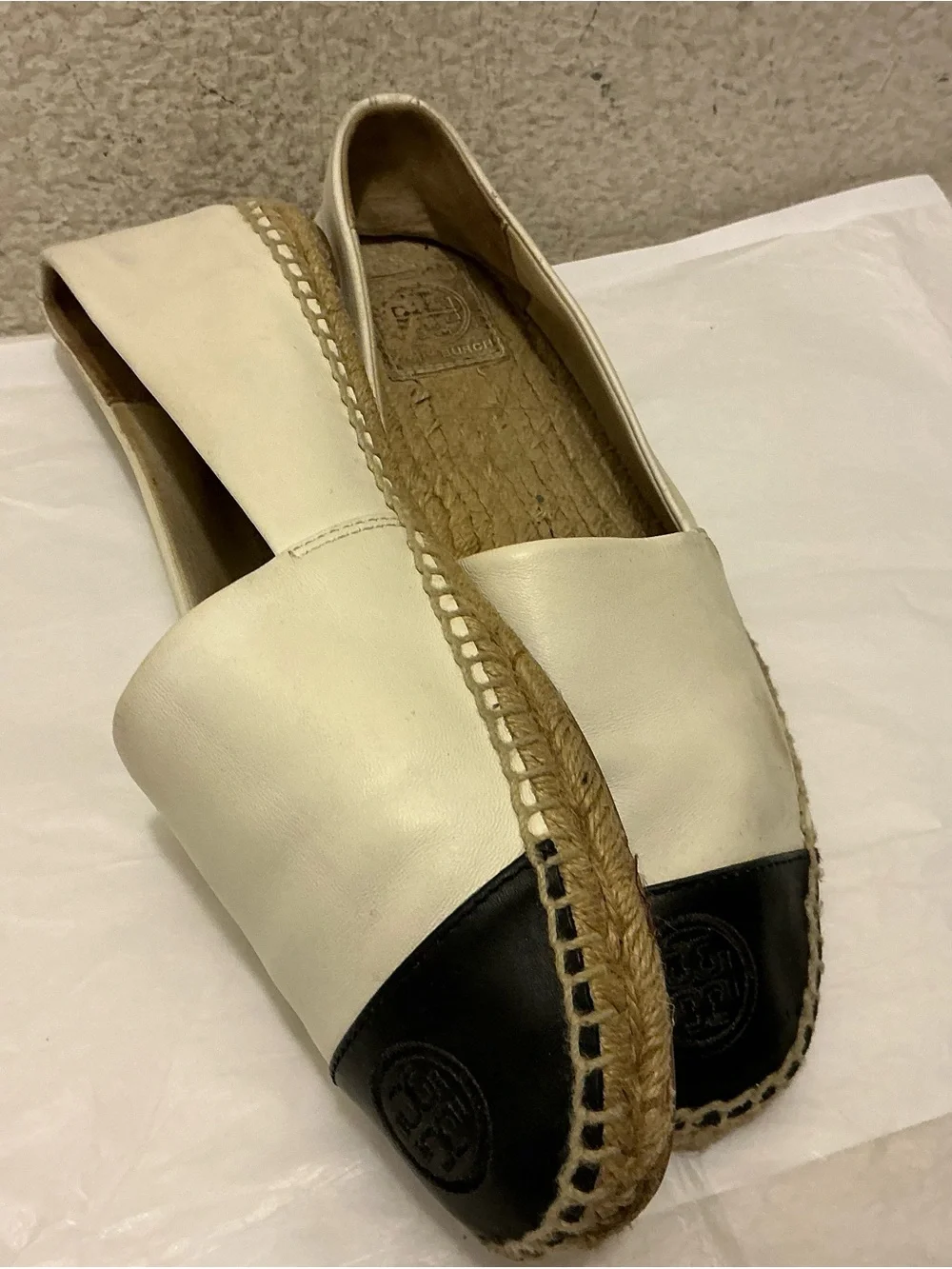 Tory Burch Ivory Leather Espadrilles with Black Toe Caps 11M
